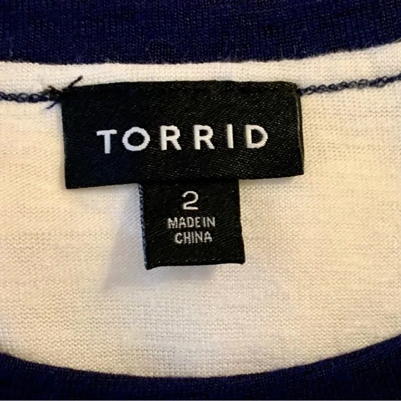 Torrid Embroidered Raglan T-Shirt, Size 2 - Picture 7 of 9